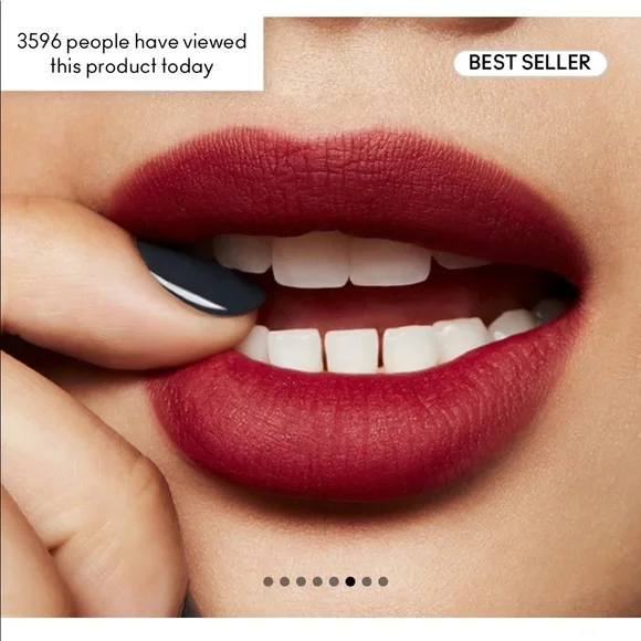 MAC Powder kiss liquid lipstick - make love to the camera - Picture 5 of 7